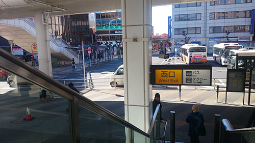 上尾駅西口降り口